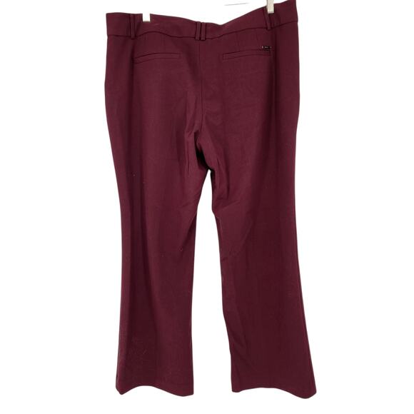 New York & Company Stretch Pants Size 16 Petite Maroon Straight Leg - Picture 4 of 6